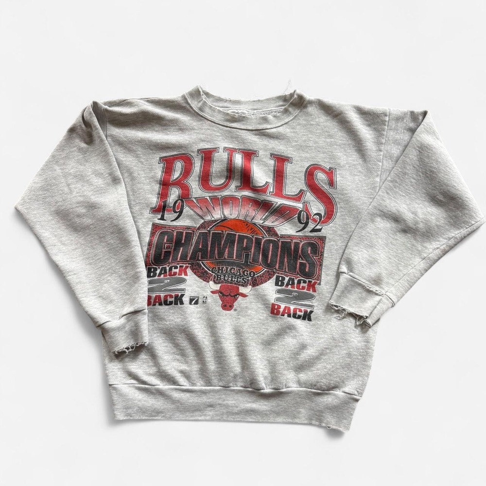 90s Chicago Bulls 1992 World Champions crewneck distressed Tultex size XL